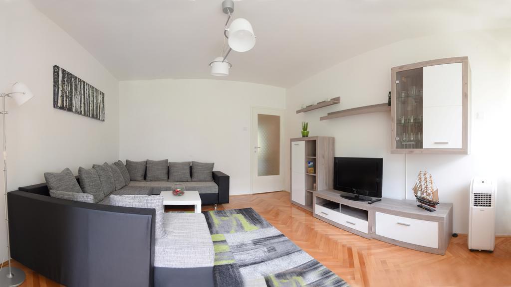 Apartmani Vedmar 자그레브 외부 사진
